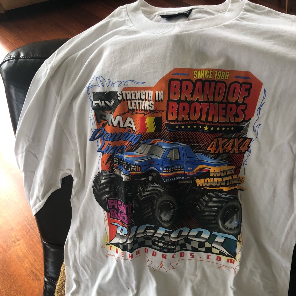 Men’s The Hundreds Bigfoot shirt